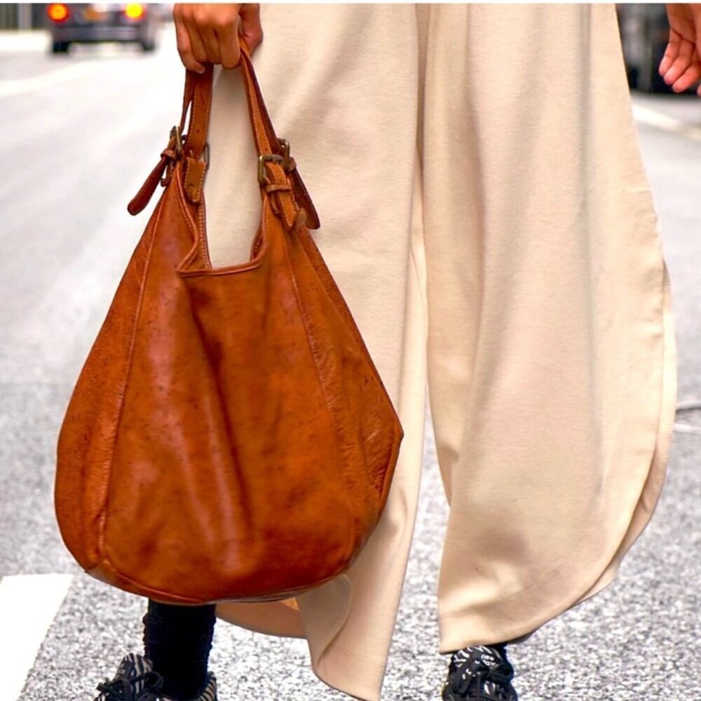 Bolsa Nova Slouchy Made In Italy Tote Bag In Cognac Brown​​